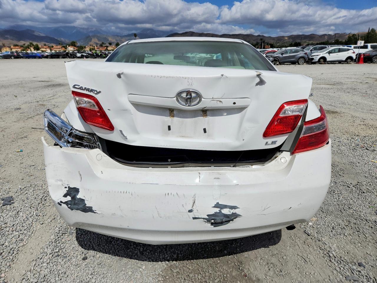 2007 TOYOTA CAMRY LE photo 16