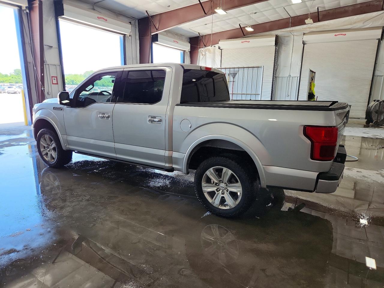 2019 FORD F150 SUPERCREW photo 3