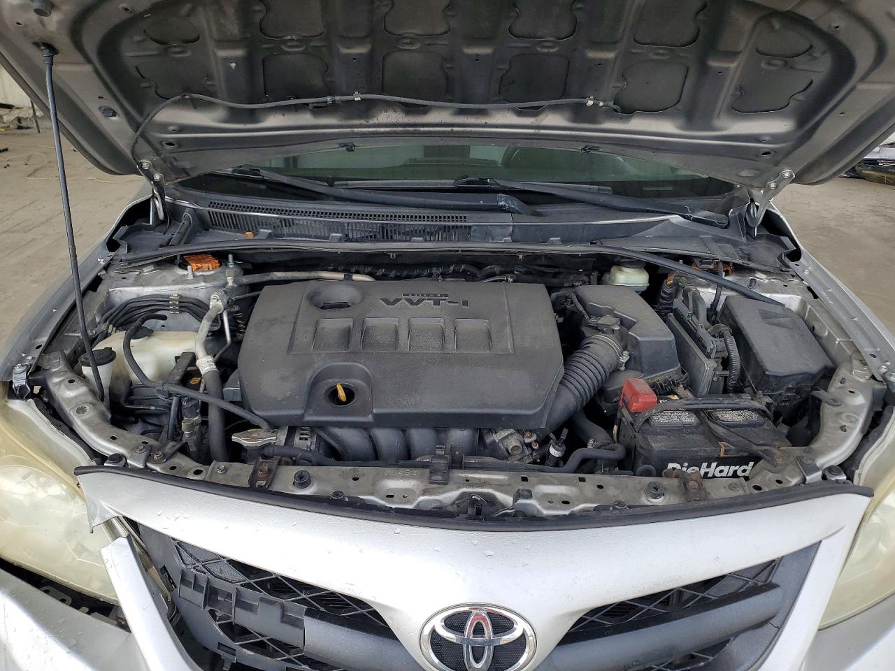 2011 TOYOTA COROLLA LE photo 21