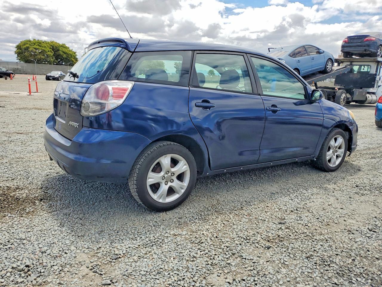 2006 TOYOTA COROLLA MATRIX XR photo 5