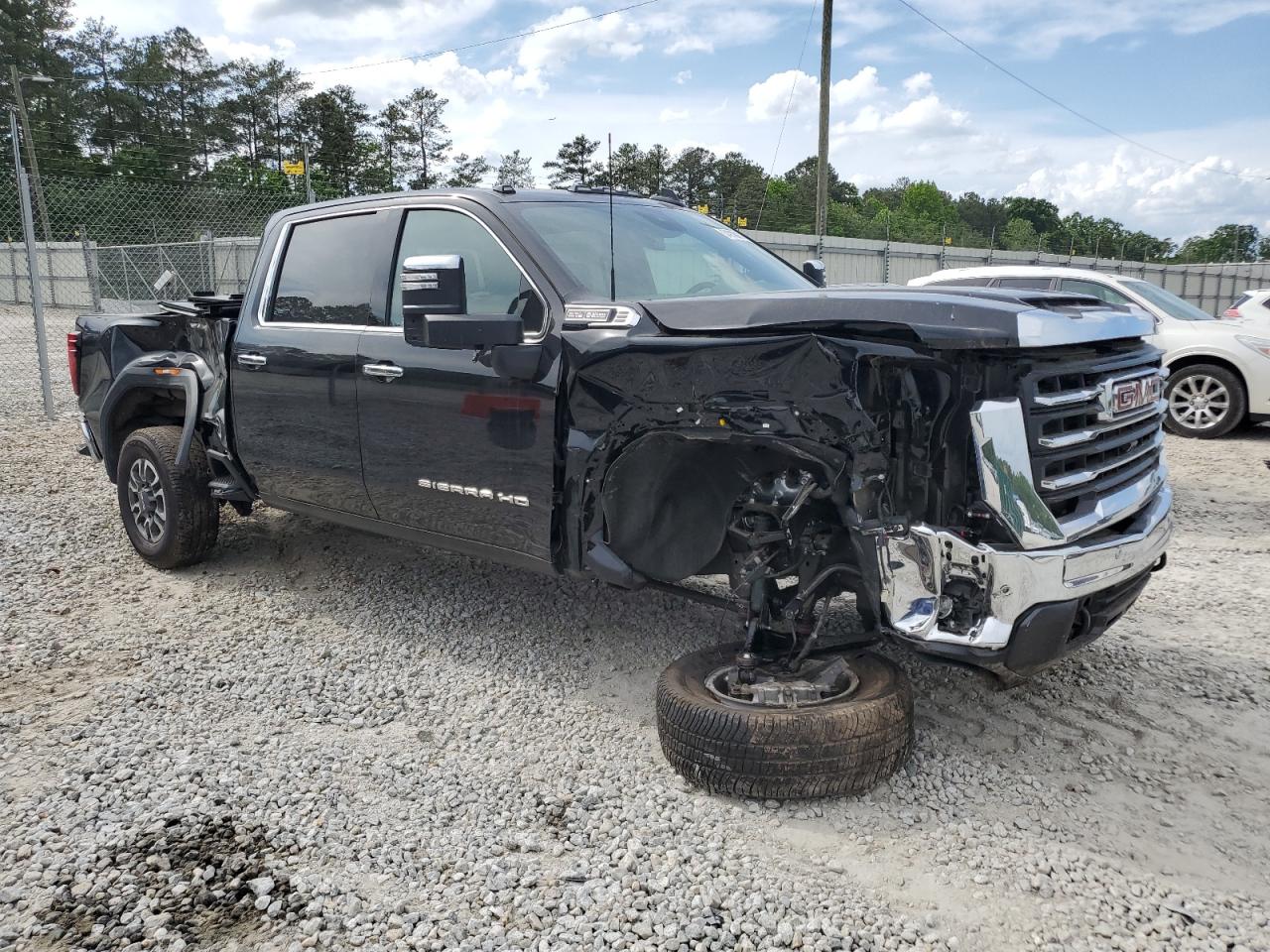 2025 GMC SIERRA C2500 SLT photo 4