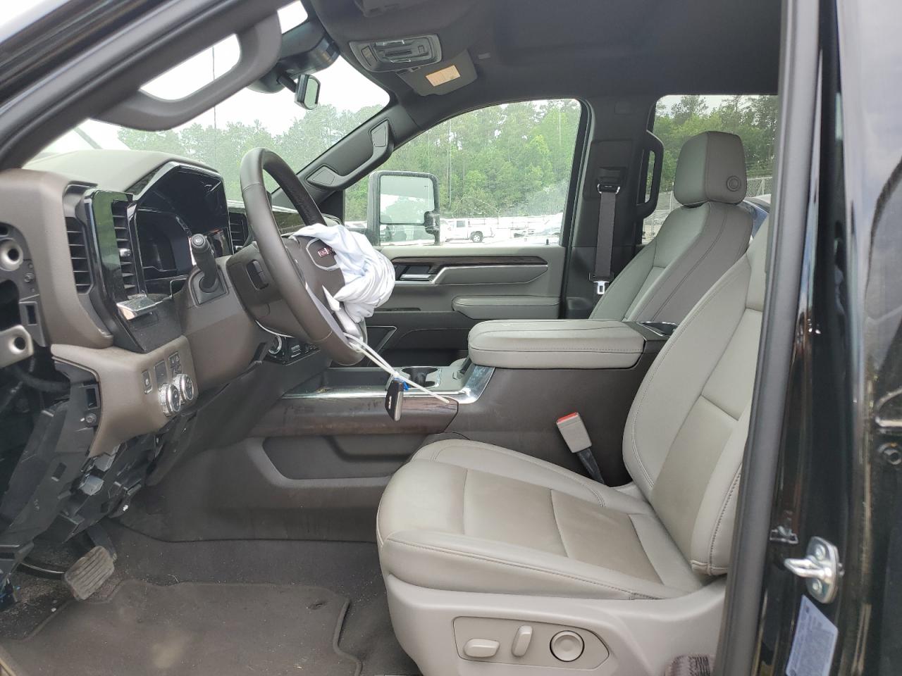 2025 GMC SIERRA C2500 SLT photo 7