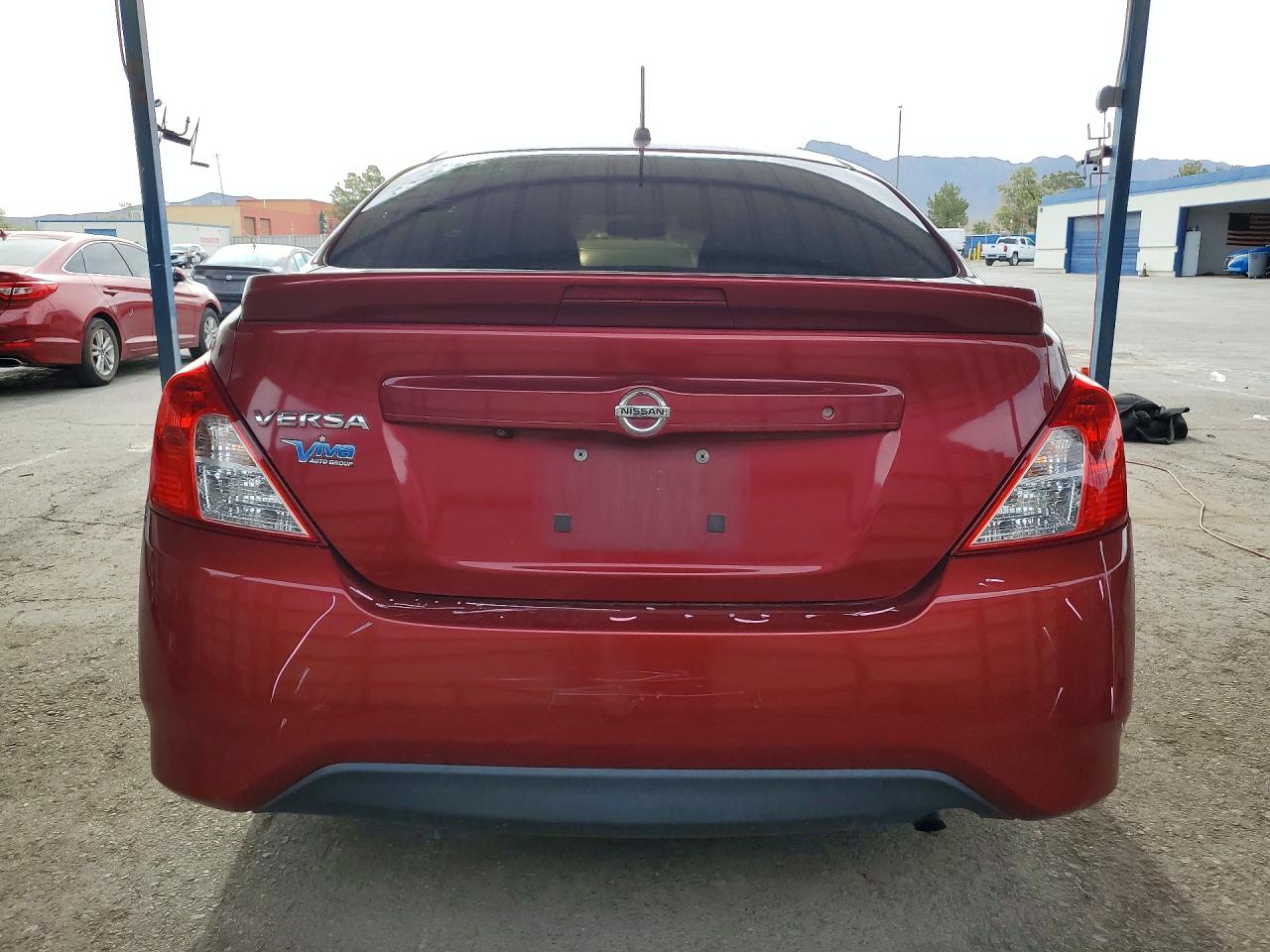 2019 NISSAN VERSA S PLUS photo 11