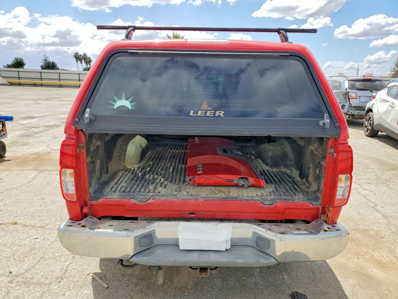 2005 NISSAN FRONTIER SE photo 11