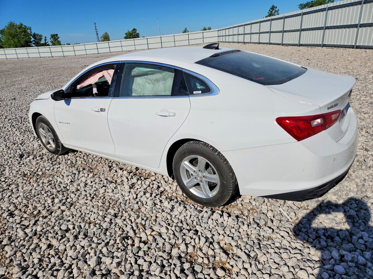 2024 CHEVROLET MALIBU LS photo 3