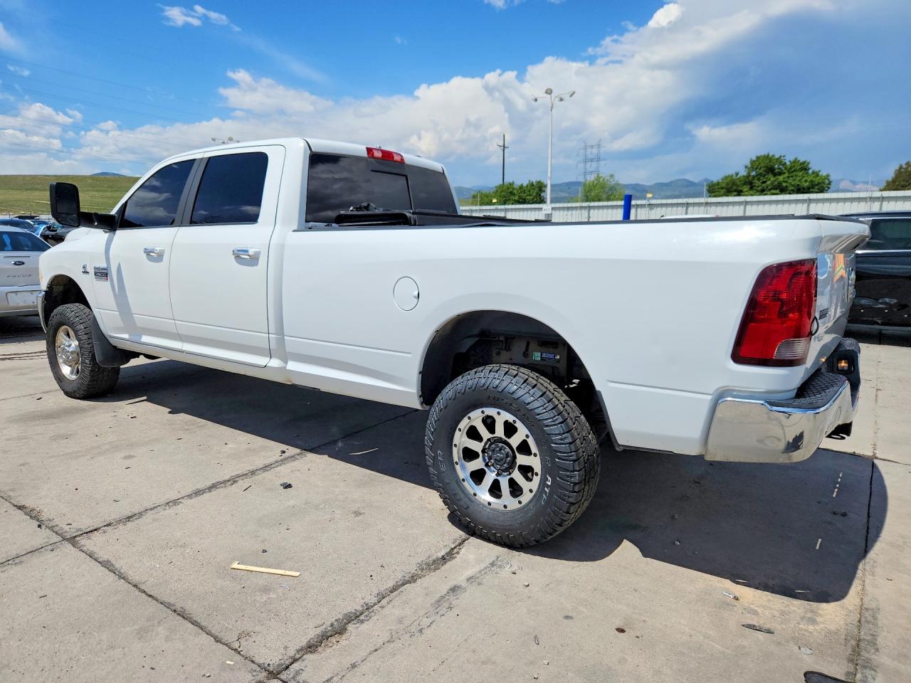 2012 DODGE RAM 3500 SLT photo 2