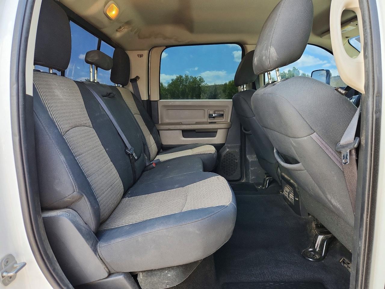 2012 DODGE RAM 3500 SLT photo 10