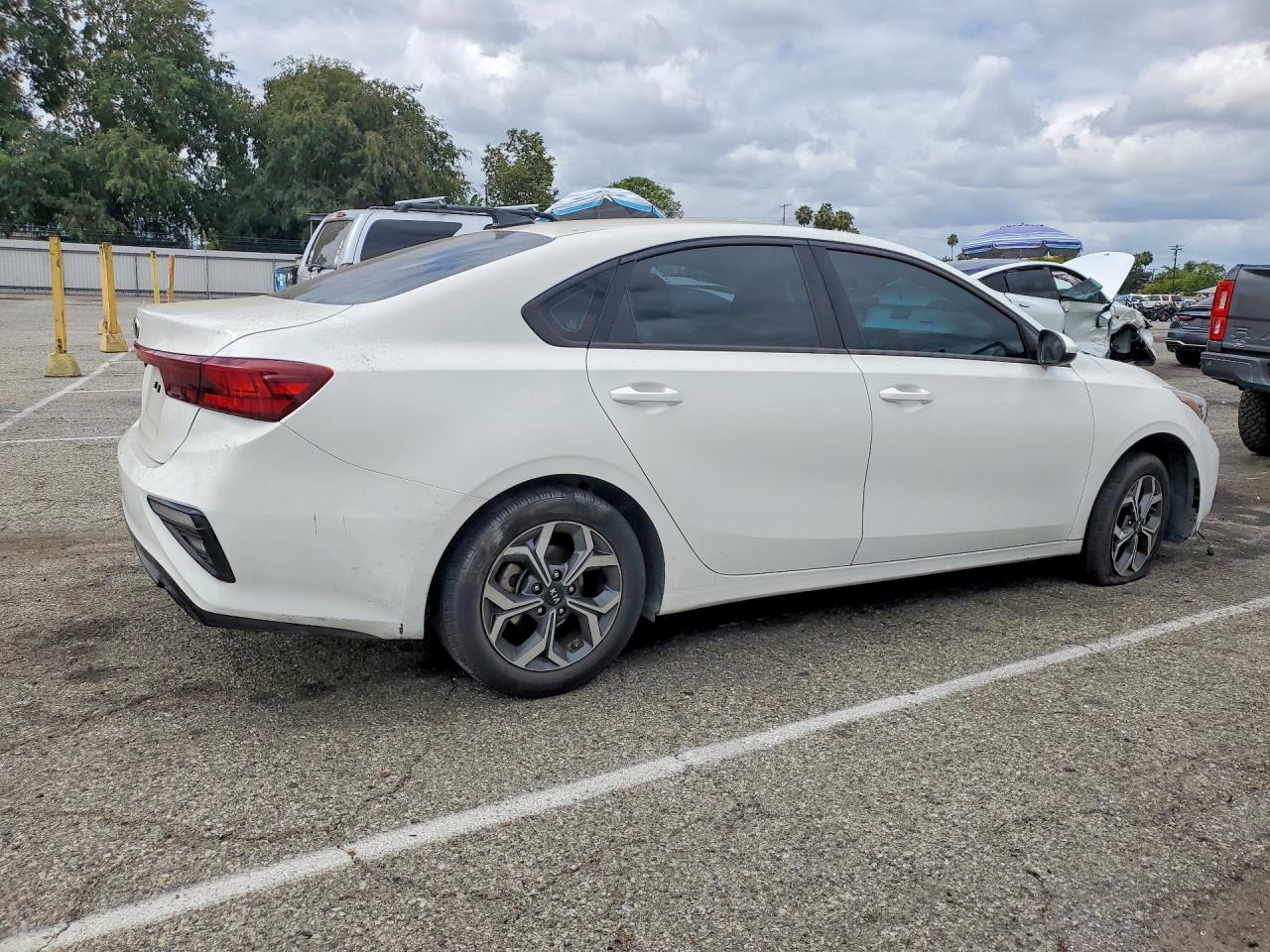 2020 KIA FORTE LXS photo 5