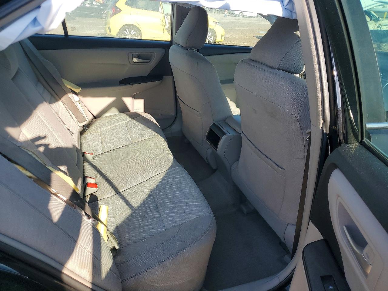 2017 TOYOTA CAMRY LE photo 19