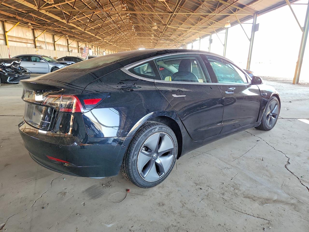 2018 TESLA MODEL 3 photo 3