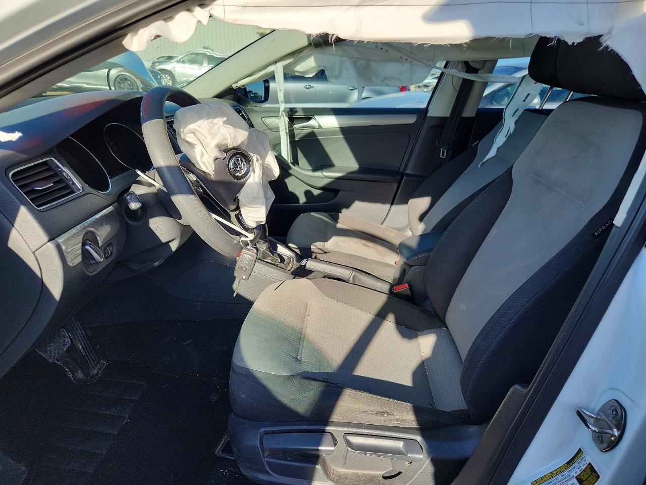2017 VOLKSWAGEN JETTA S photo 19