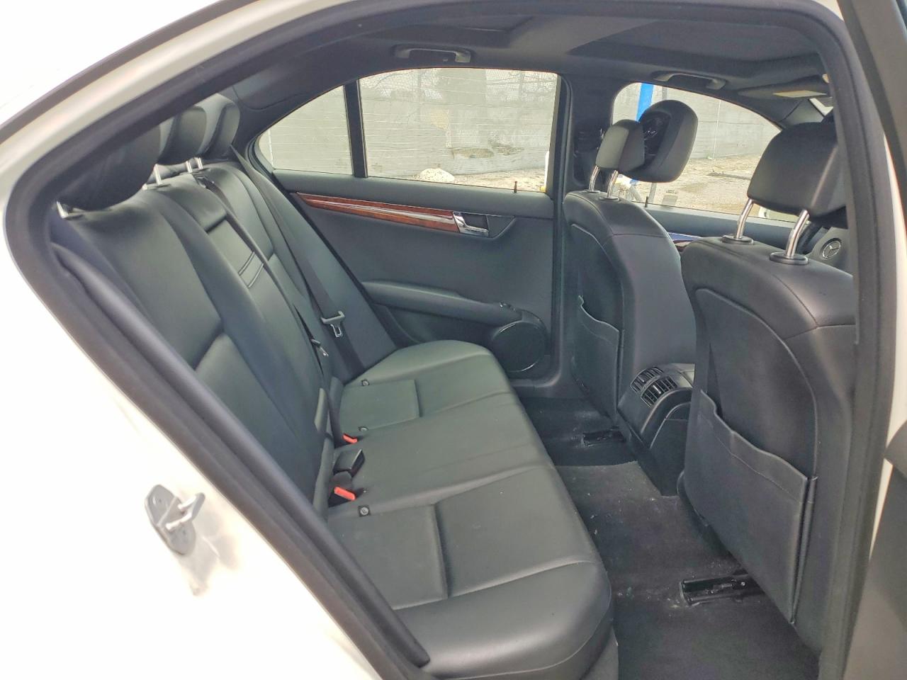 2011 MERCEDES-BENZ C 300 4MATIC photo 19