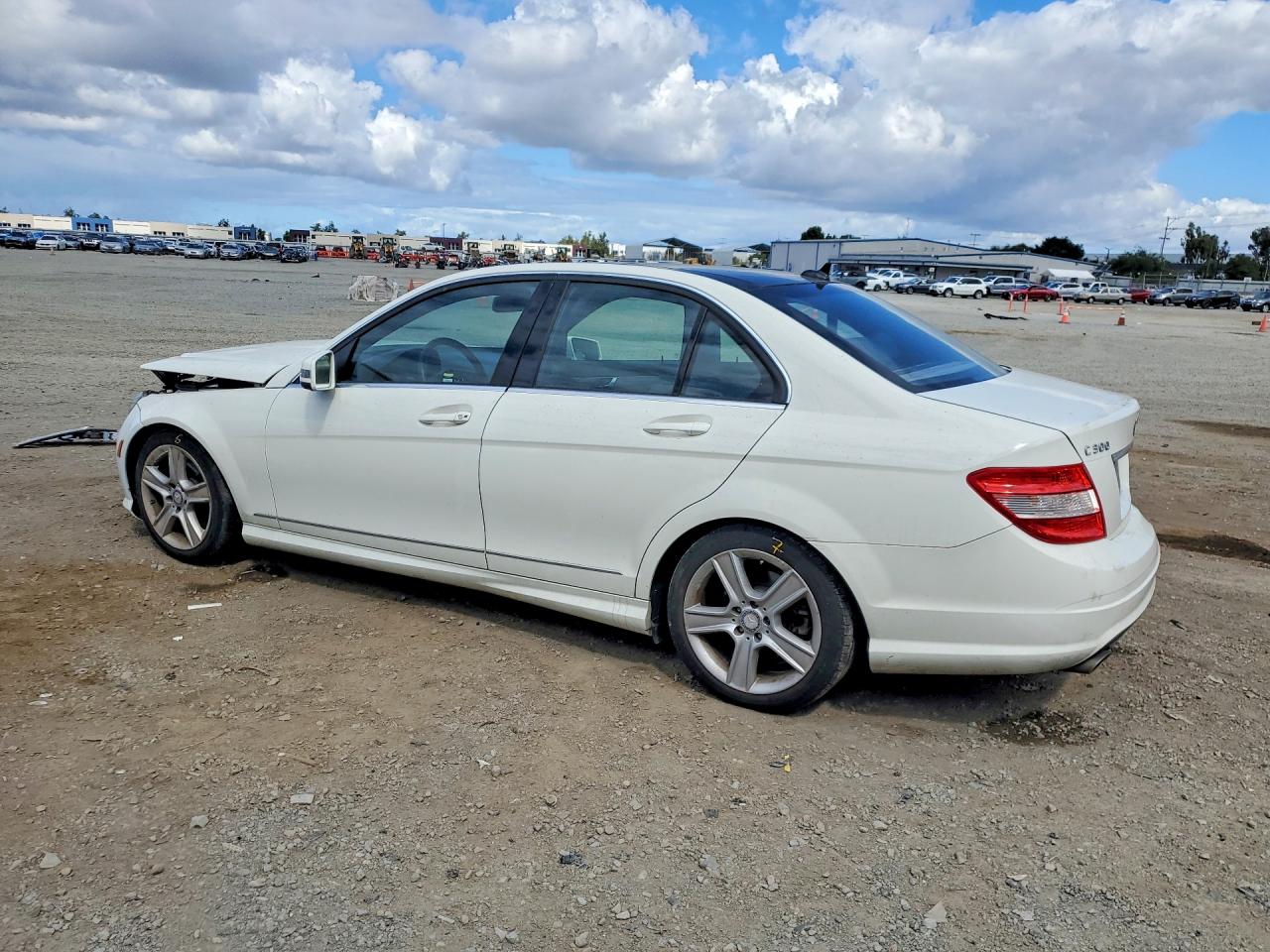2011 MERCEDES-BENZ C 300 4MATIC photo 3