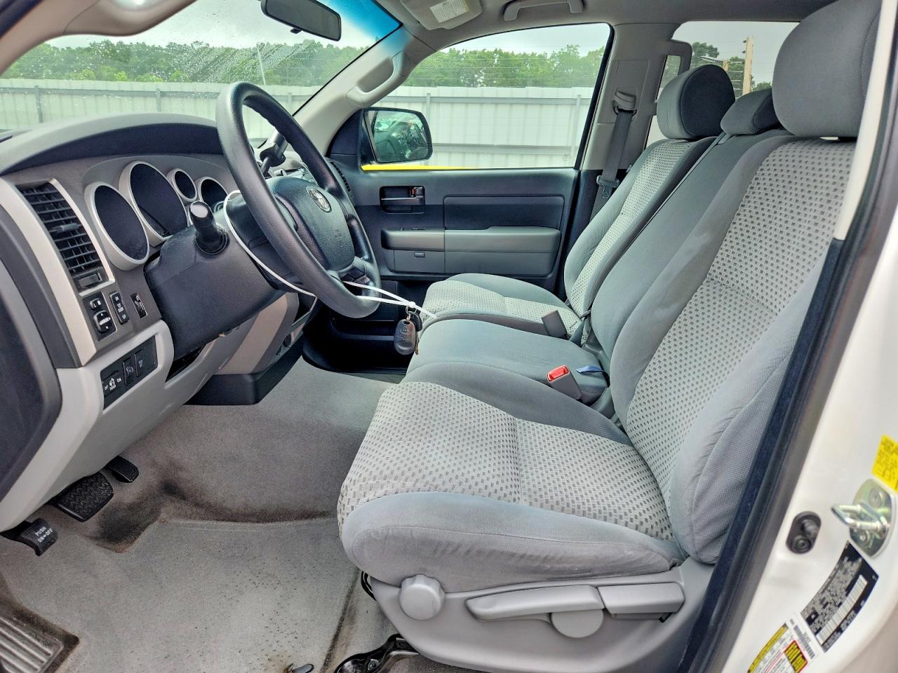 2011 TOYOTA TUNDRA CREWMAX SR5 photo 19