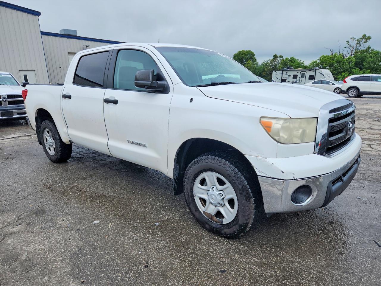 2011 TOYOTA TUNDRA CREWMAX SR5 photo 10
