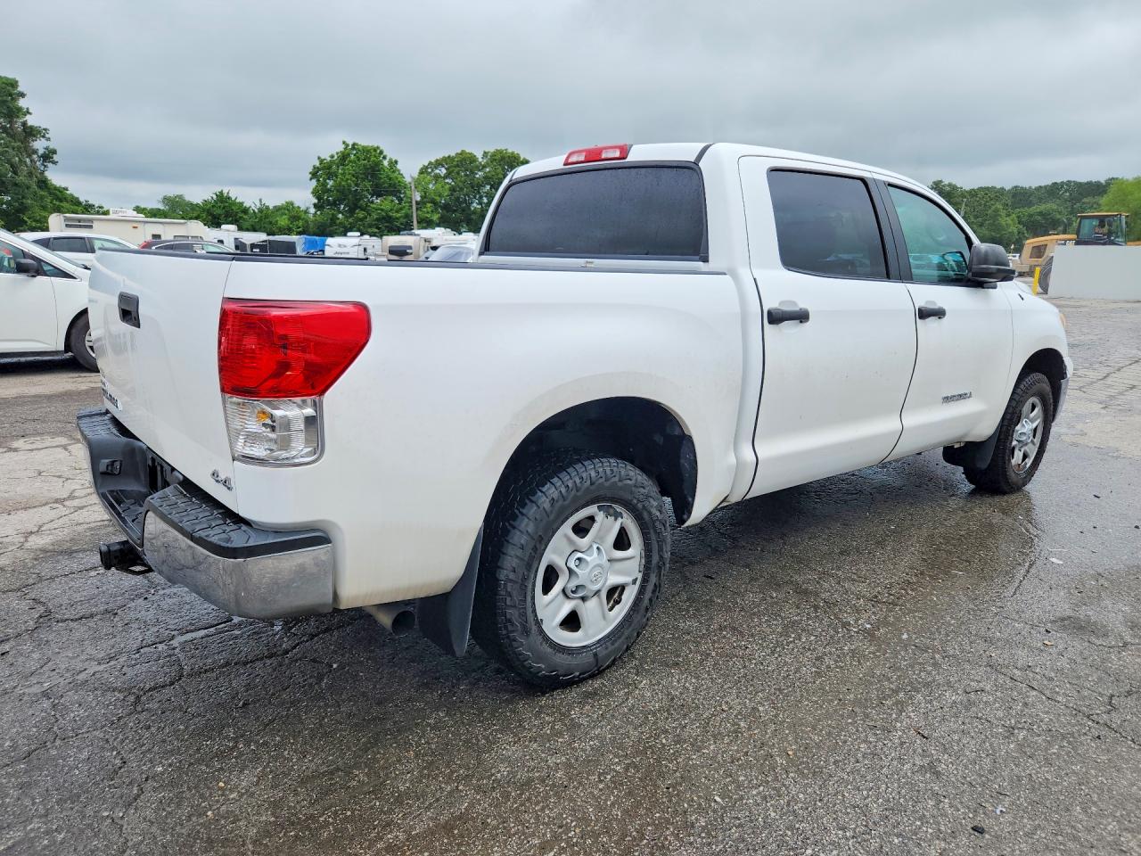 2011 TOYOTA TUNDRA CREWMAX SR5 photo 7