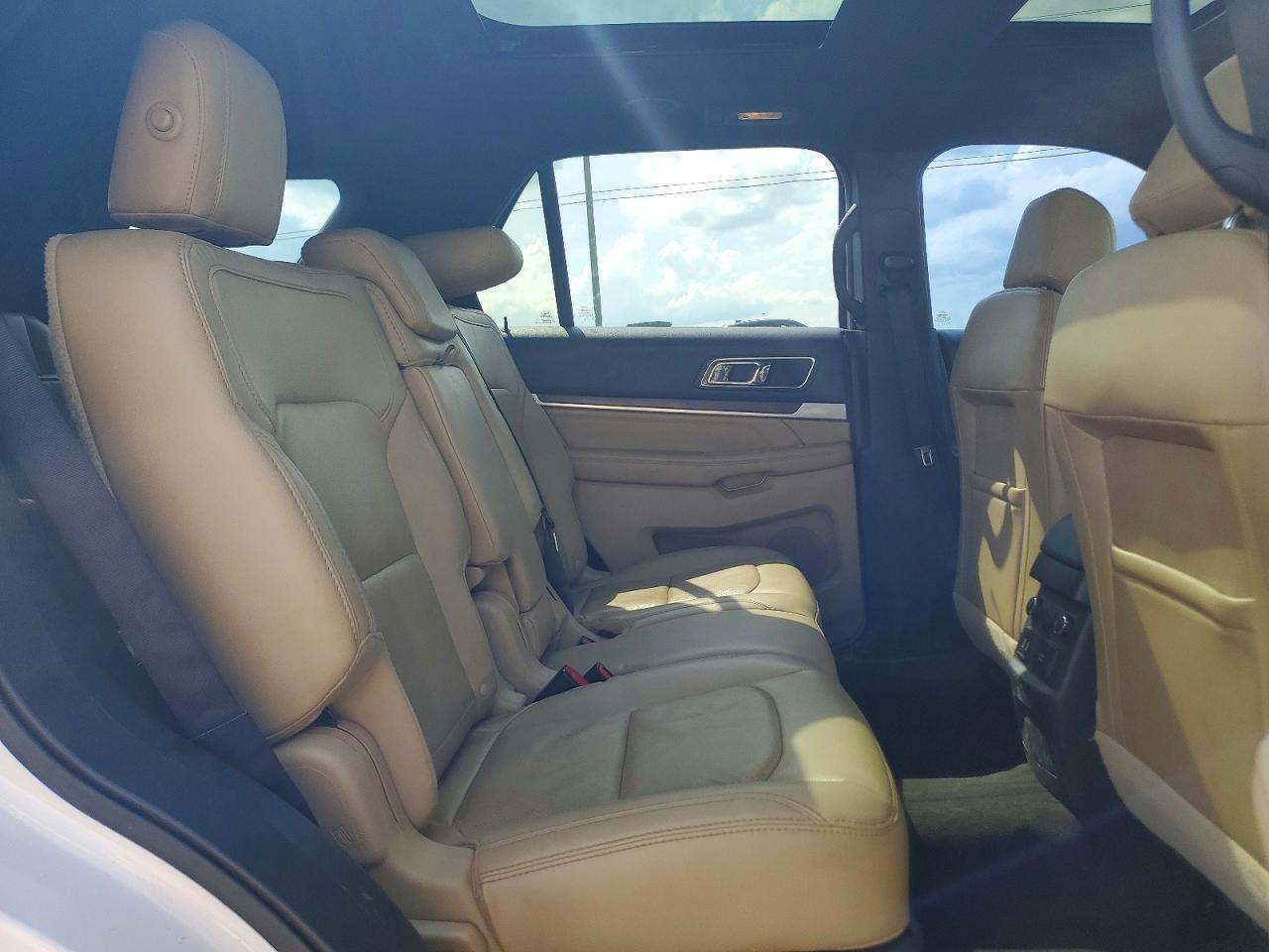 2017 FORD EXPLORER LIMITED photo 21