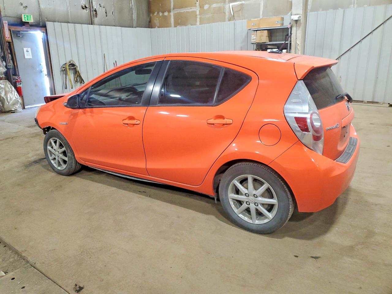 2013 TOYOTA PRIUS C THREE photo 3