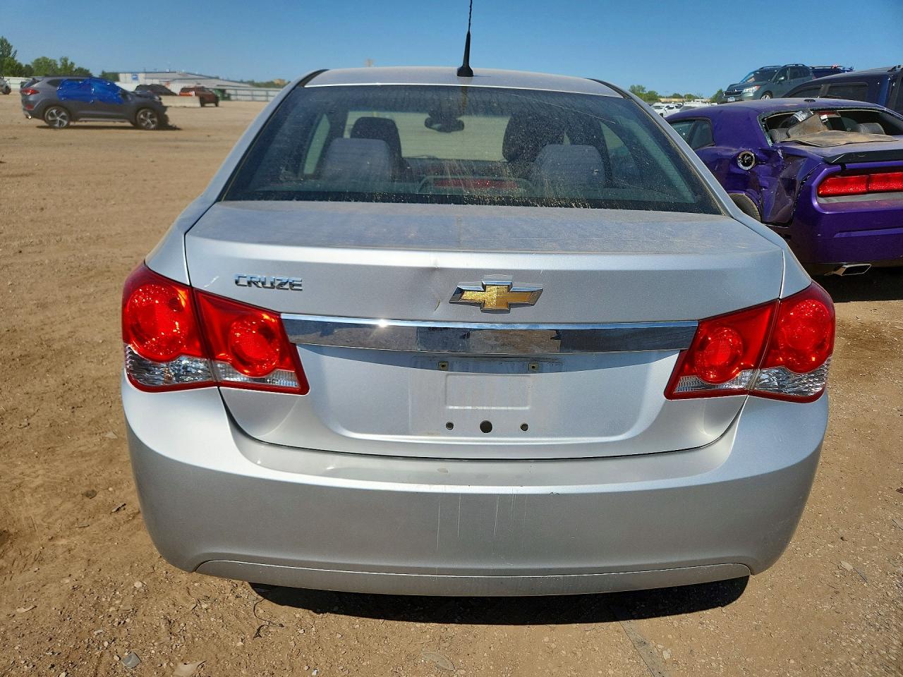 2014 CHEVROLET CRUZE LS photo 11