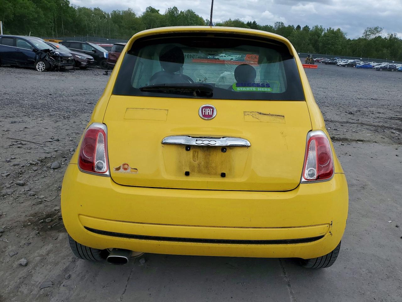 2013 FIAT 500 POP photo 11
