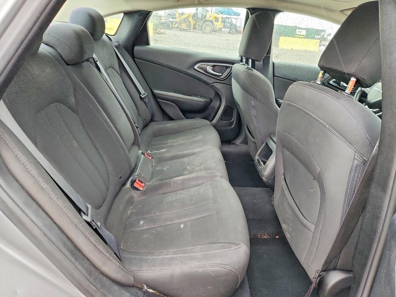 2015 CHRYSLER 200 LIMITED photo 28