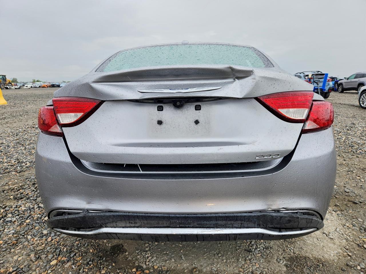 2015 CHRYSLER 200 LIMITED photo 16