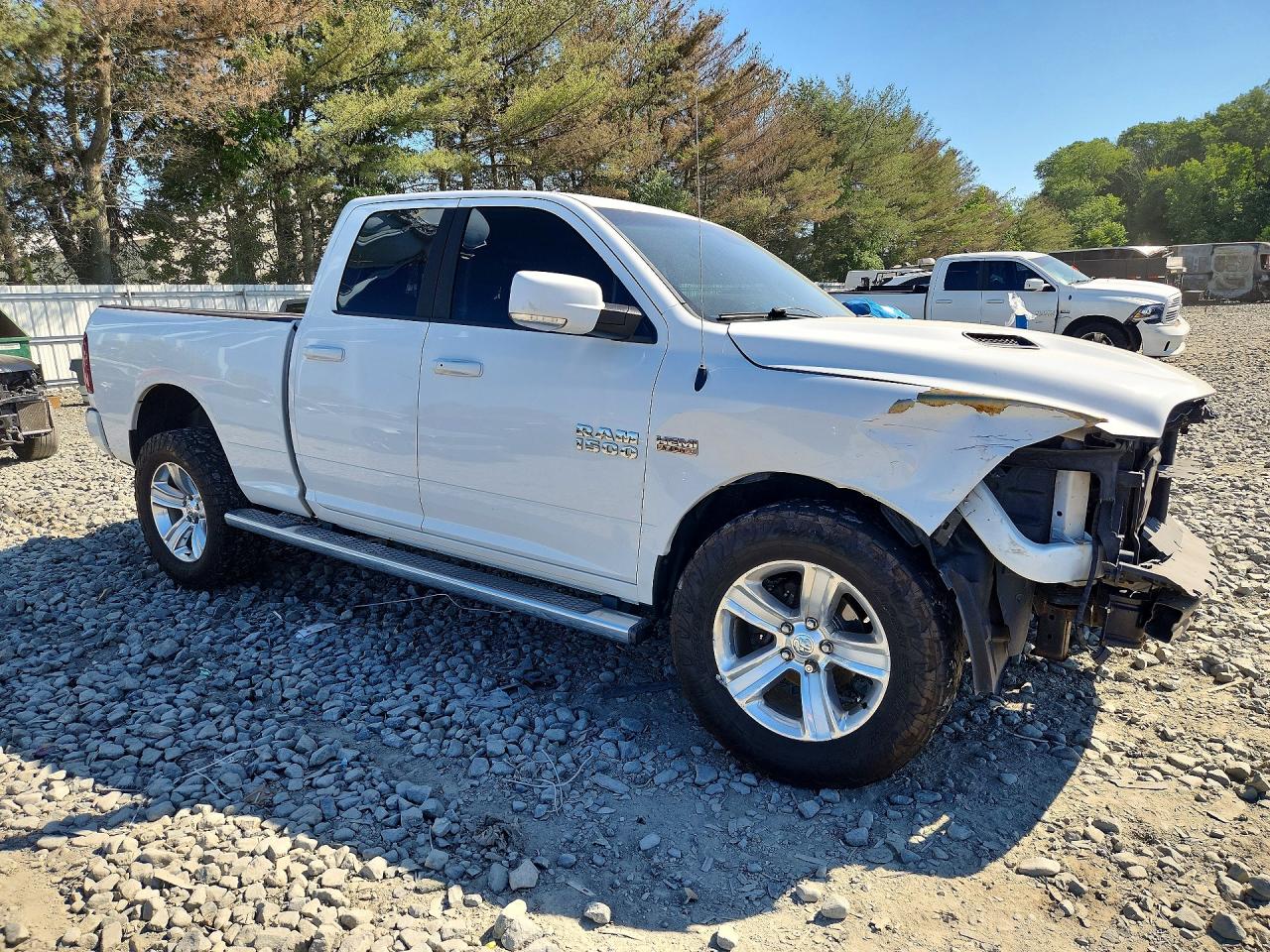 2015 RAM 1500 SPORT photo 7