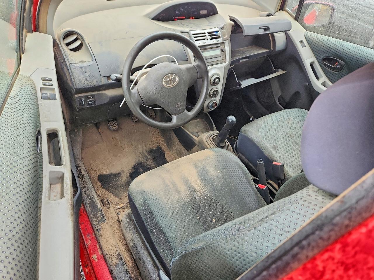 2008 TOYOTA YARIS BASE photo 8
