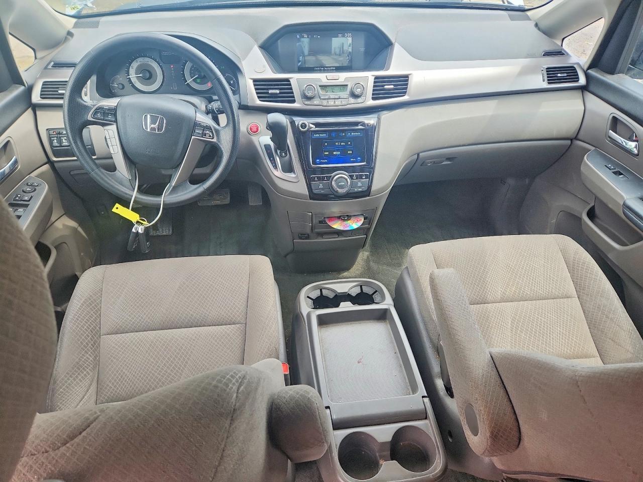 2016 HONDA ODYSSEY SE photo 15