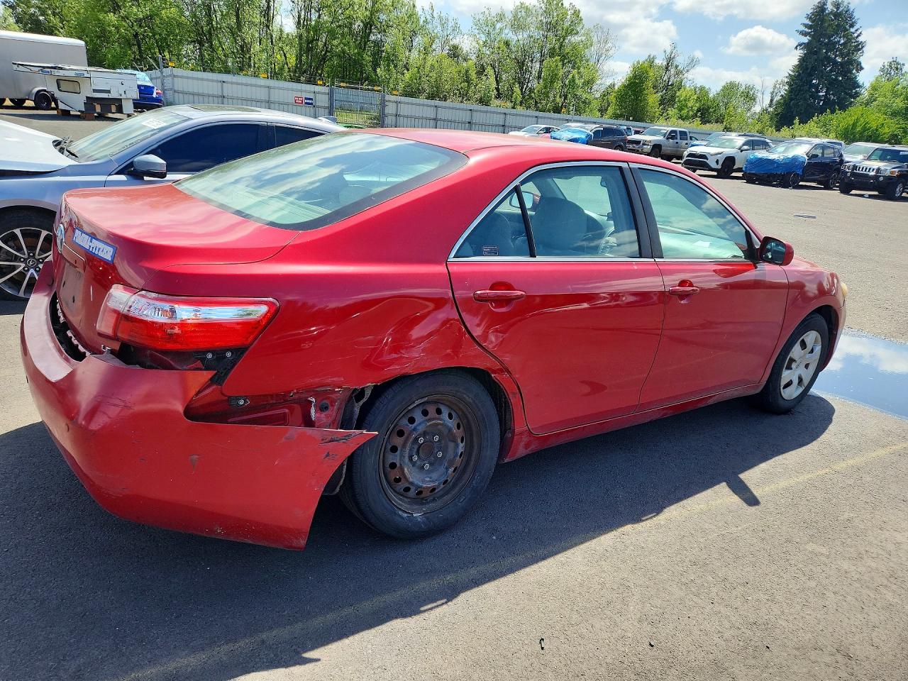 2009 TOYOTA CAMRY LE photo 3
