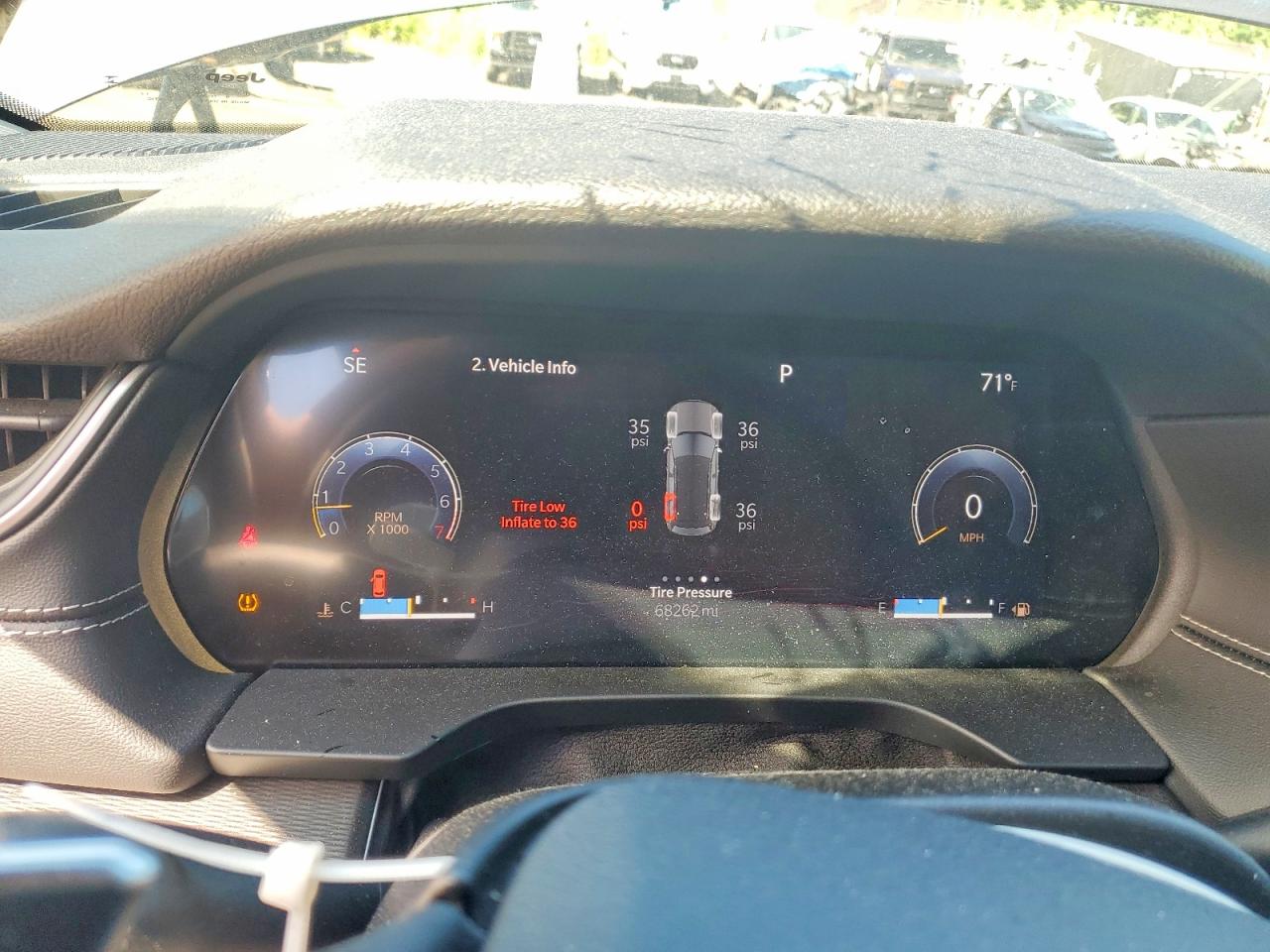 2023 JEEP GRAND CHEROKEE LAREDO photo 17