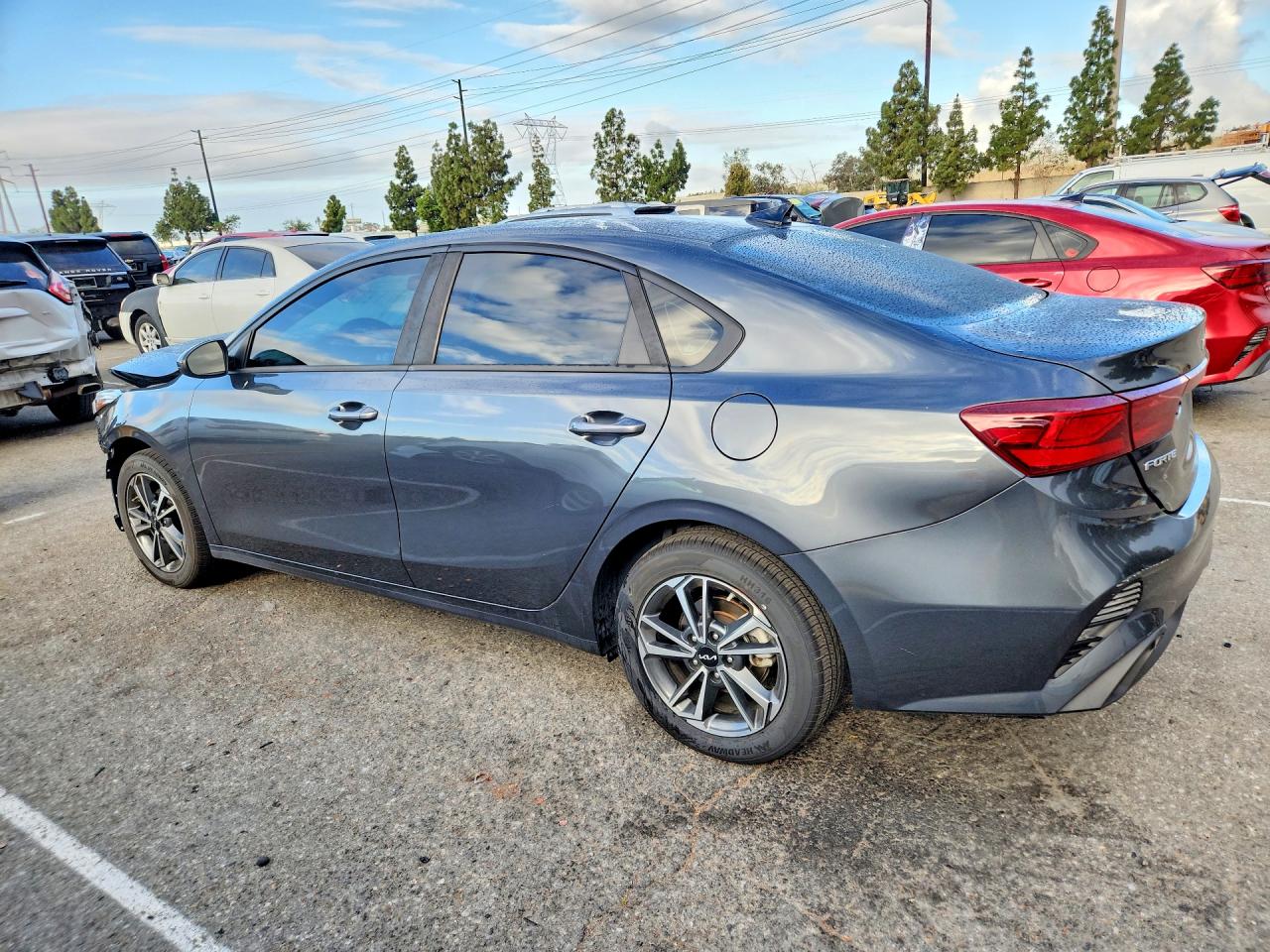 2023 KIA FORTE LXS photo 3