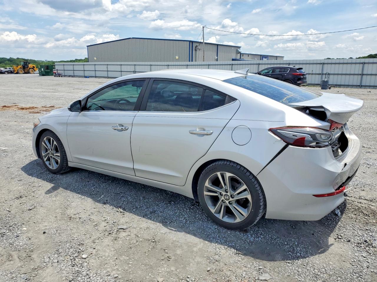 2017 HYUNDAI ELANTRA LIMITED photo 3