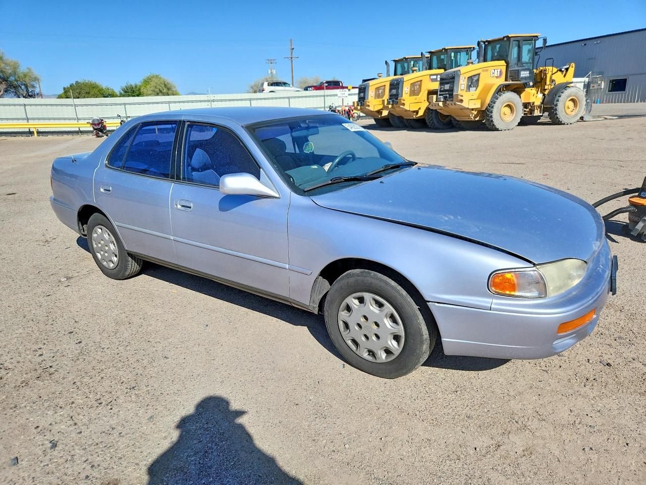 1995 TOYOTA CAMRY LE photo 10