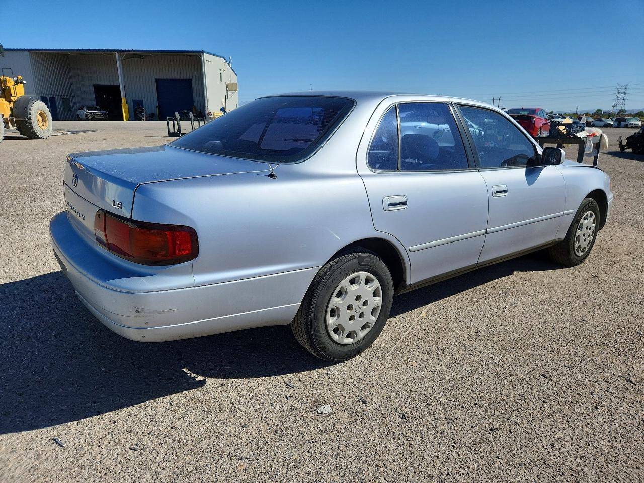 1995 TOYOTA CAMRY LE photo 7