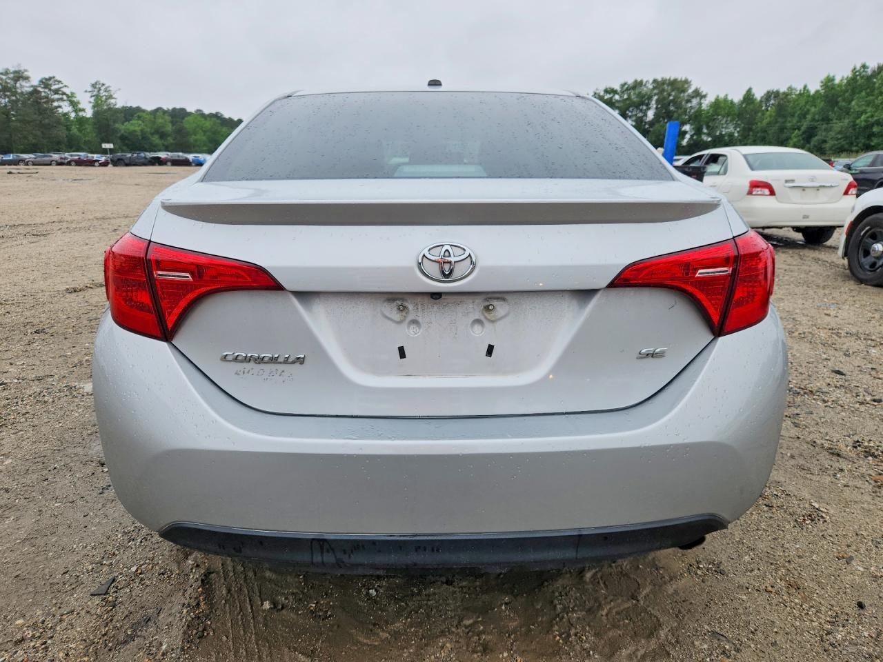 2019 TOYOTA COROLLA SE photo 11