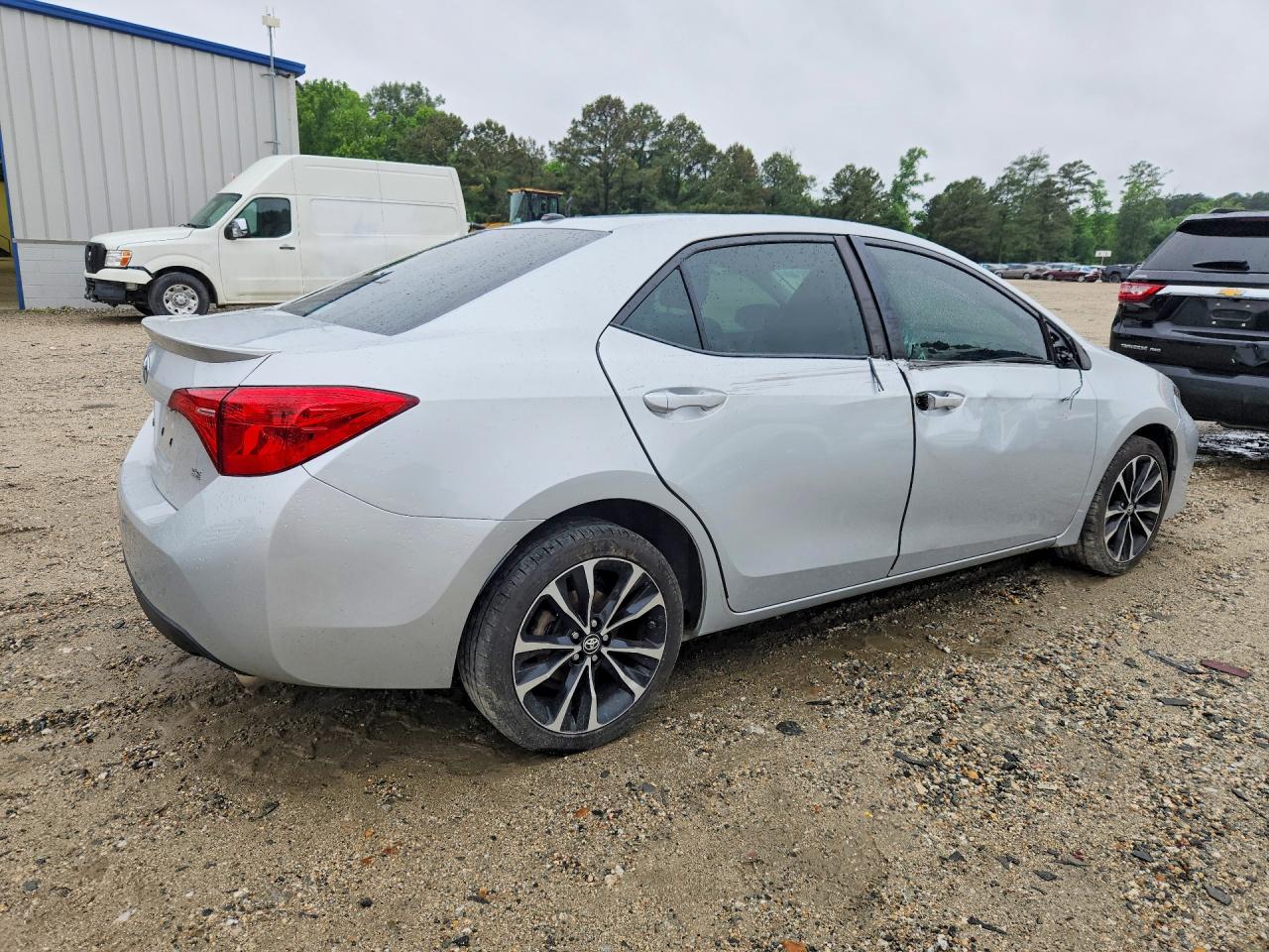 2019 TOYOTA COROLLA SE photo 5