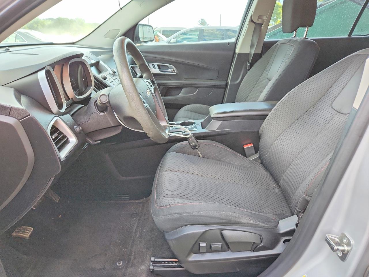 2015 CHEVROLET EQUINOX LS photo 13