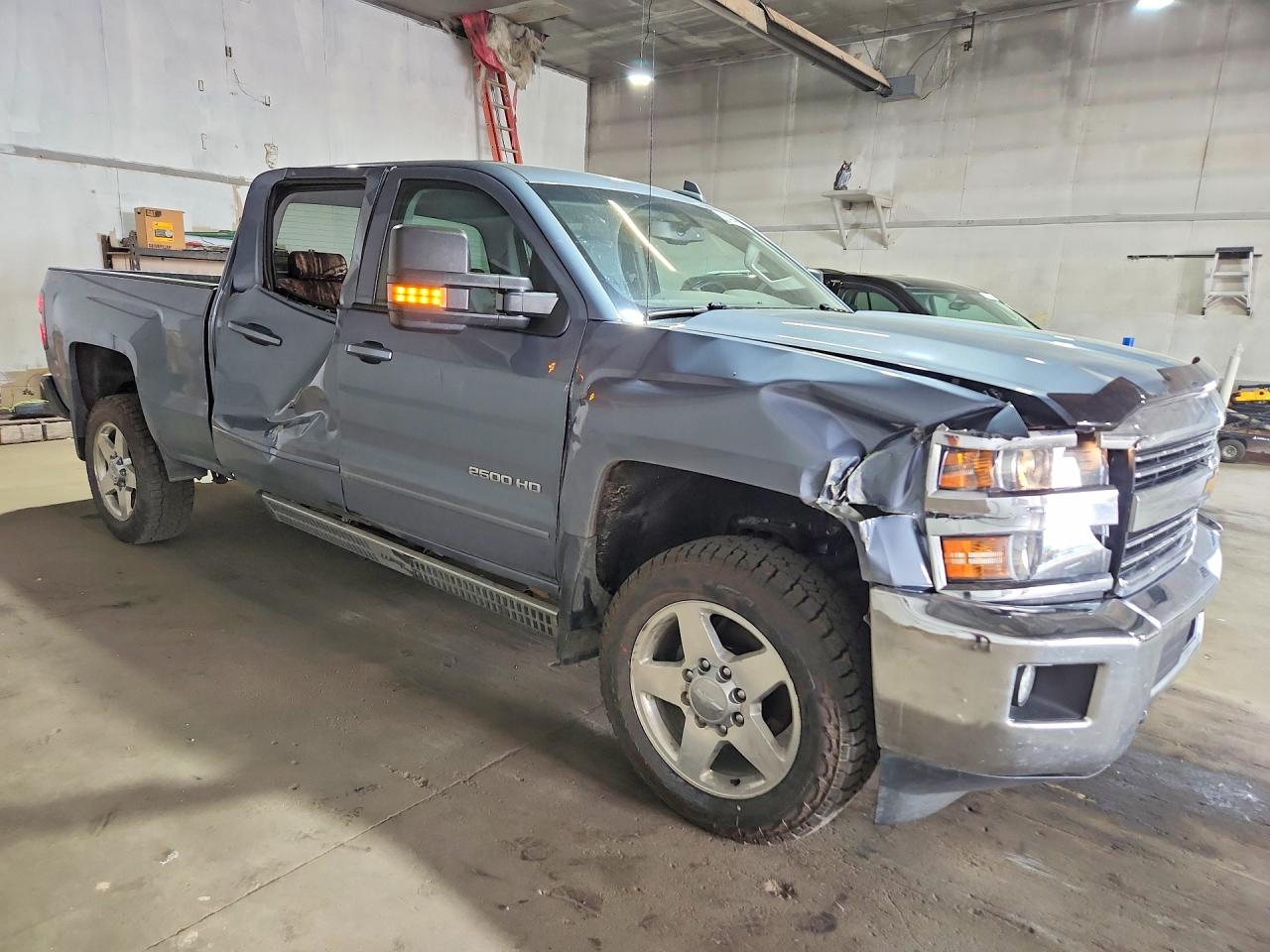 2015 CHEVROLET SILVERADO K2500 HEAVY DUTY LT photo 4