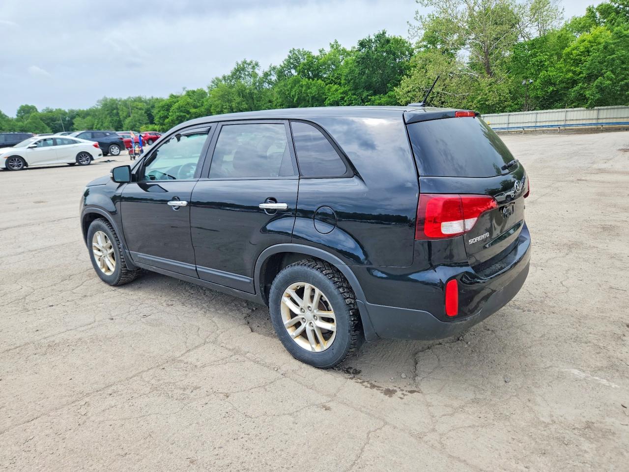 2015 KIA SORENTO LX photo 4