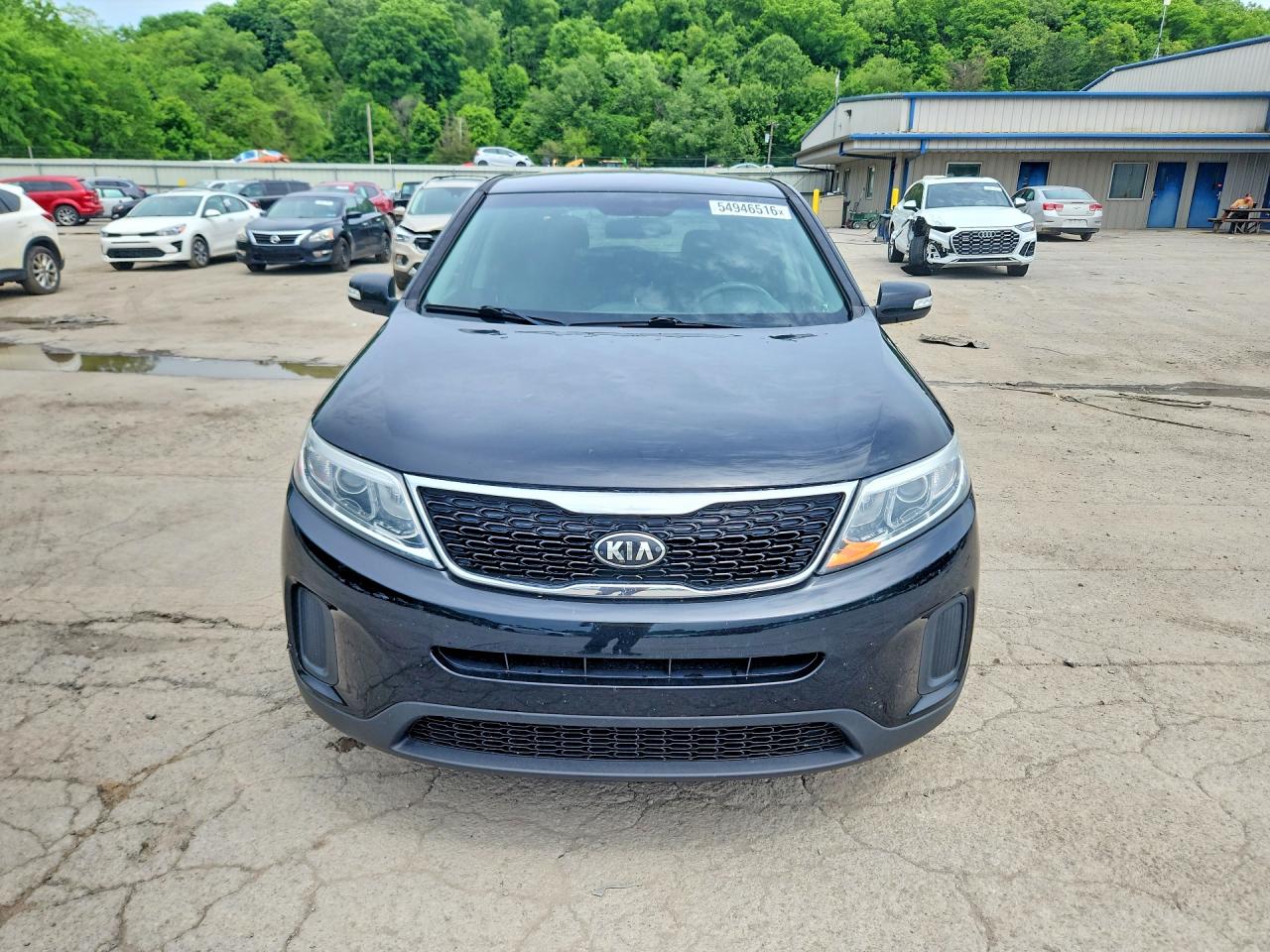2015 KIA SORENTO LX photo 13