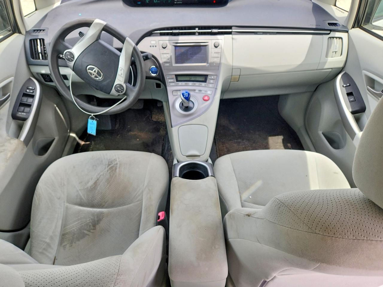 2012 TOYOTA PRIUS TWO photo 8