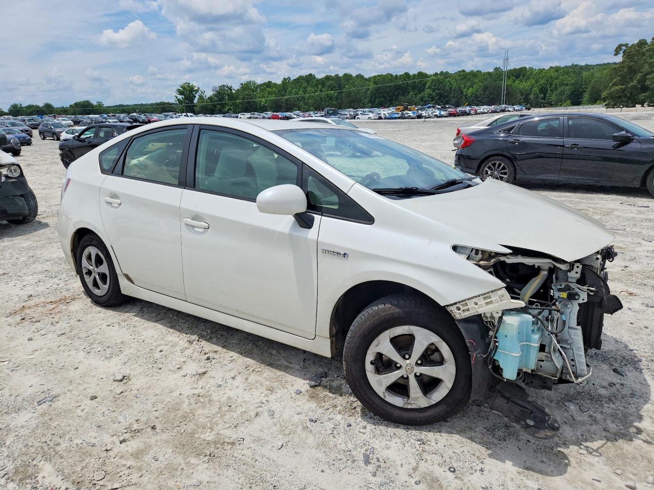 2012 TOYOTA PRIUS TWO photo 4