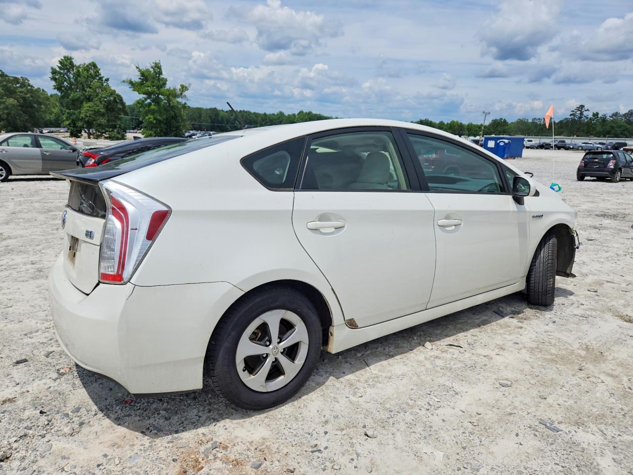 2012 TOYOTA PRIUS TWO photo 3