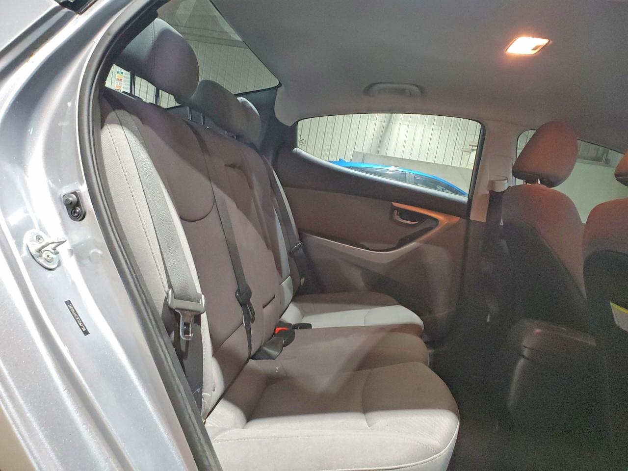 2015 HYUNDAI ELANTRA SE photo 19