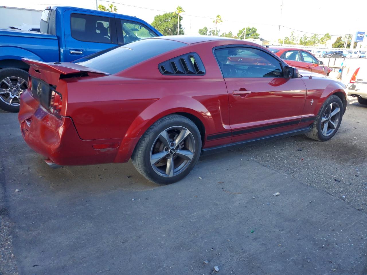 2008 FORD MUSTANG photo 5