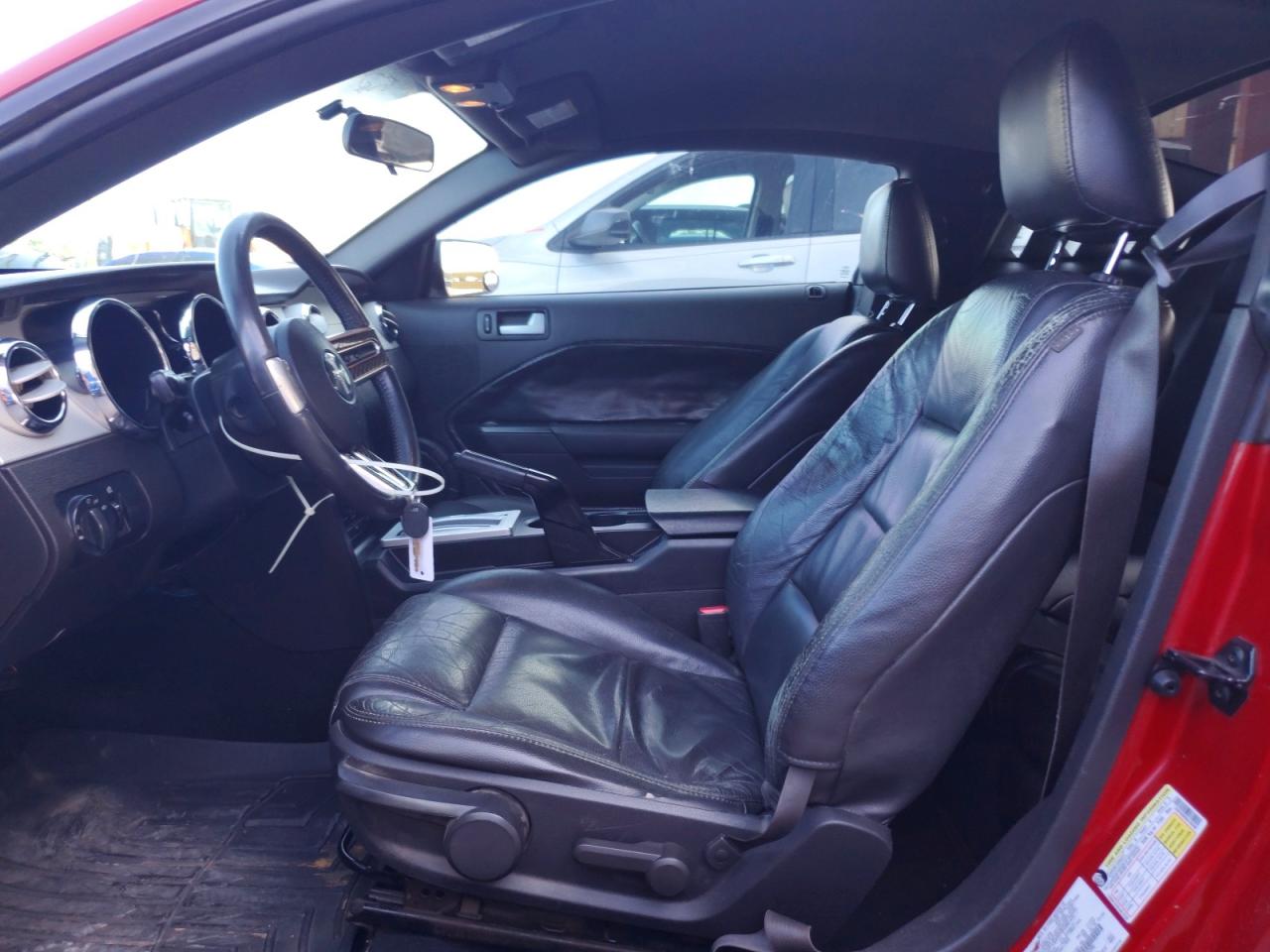 2008 FORD MUSTANG photo 13