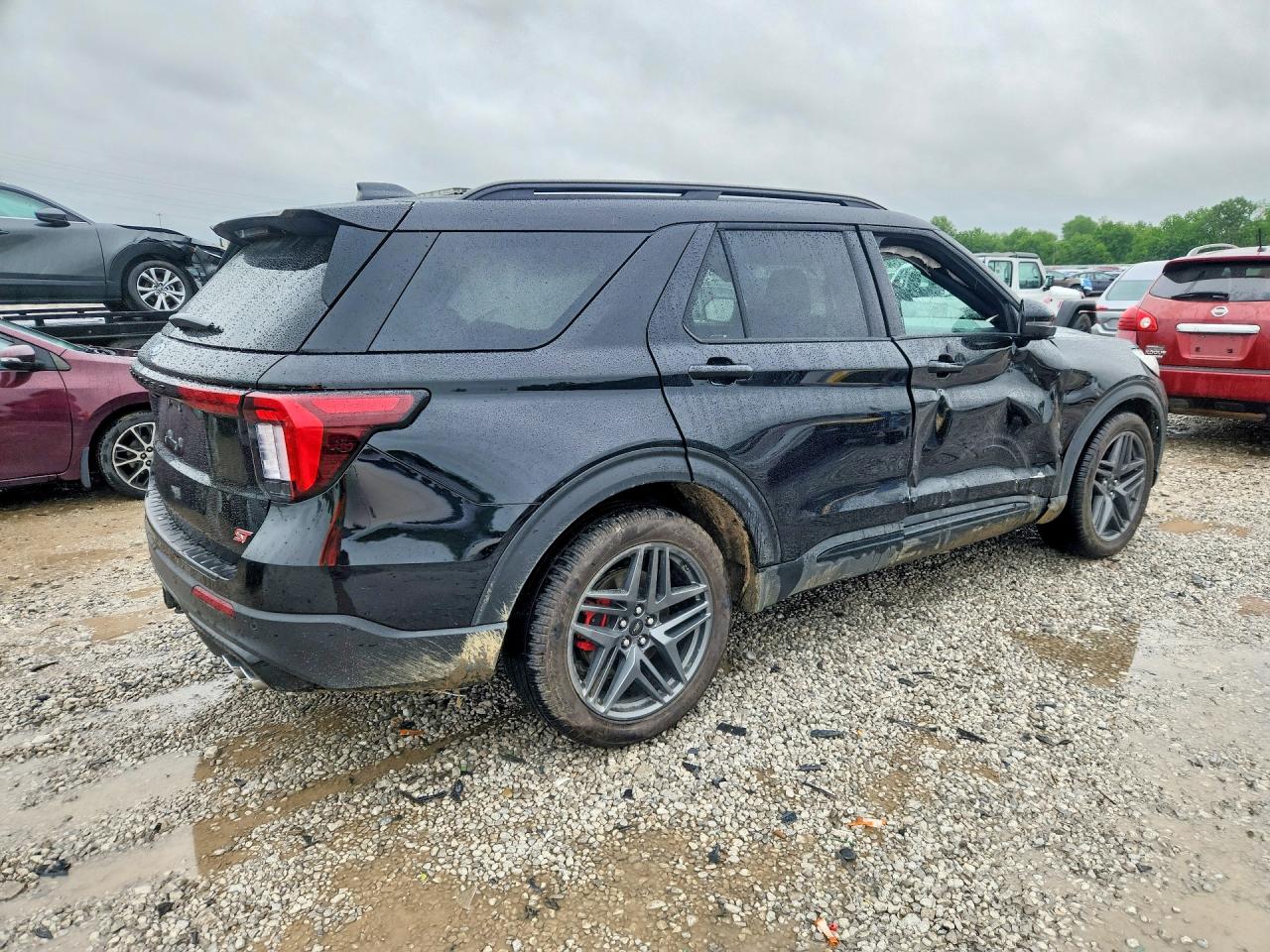 2025 FORD EXPLORER ST photo 5