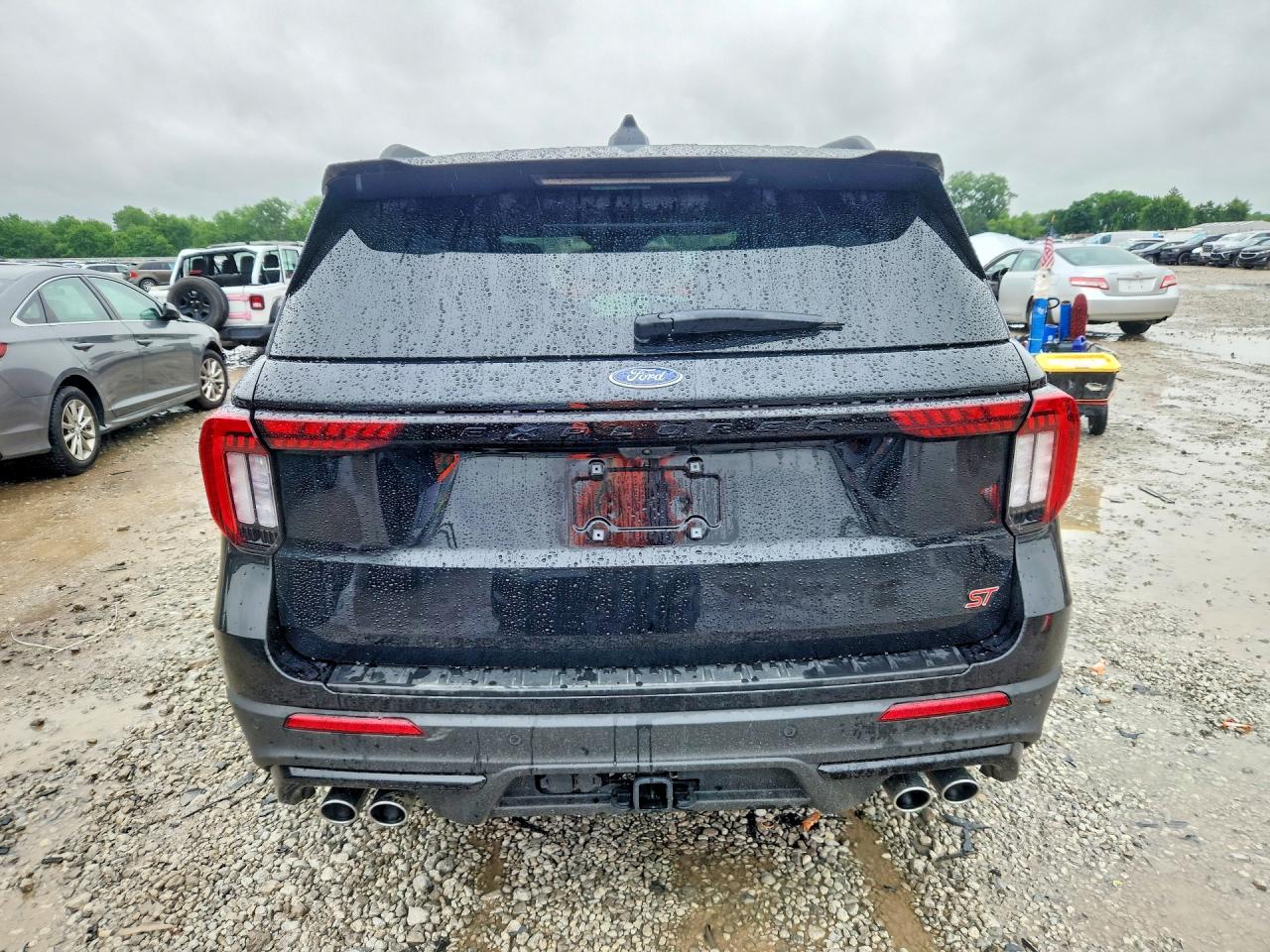 2025 FORD EXPLORER ST photo 11