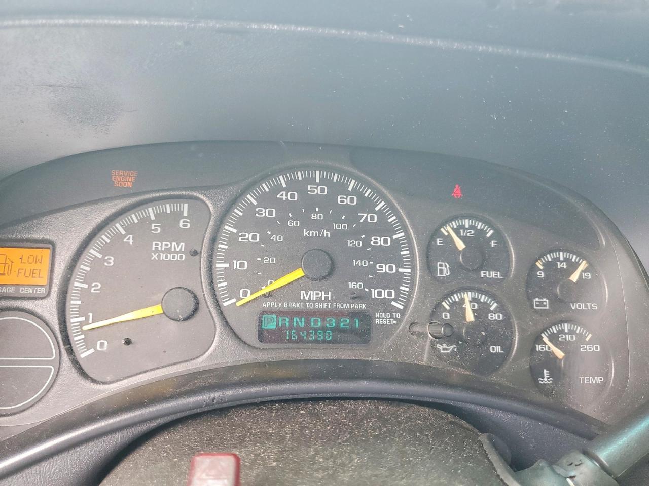 2000 CHEVROLET SILVERADO C1500 photo 17
